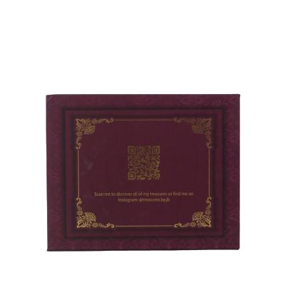 China Recyclable Luxury Custom Empty Cardboard Valentine's Day Professional Hand Packing Gift Box for sale