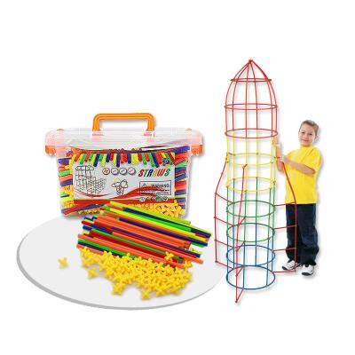 China Plastic DIY TOY DIY Brick Set 4D Space Kids Intelligence Straw Building Blocks For Kids Gift 100pcs/200pcs/300pcs for sale