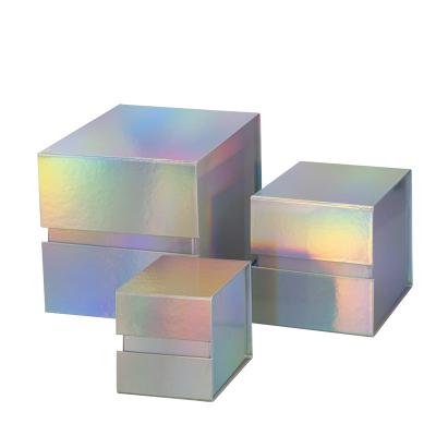 China Newest Recycled Laser Silver Magnetic Gift Box Candle Materials Gift Card Wholesale White Foldable Box Square To Shopping Mall for sale