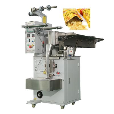 China Automatic Potato Chips Packaging Machine Small Food Vertical Bag Machine with Chain Type Batchers for sale