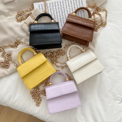 China Fashion Designer Ladies Small Handbag High Quality Cross - Body Chain Kids Pinch Mini Cute Bag for sale