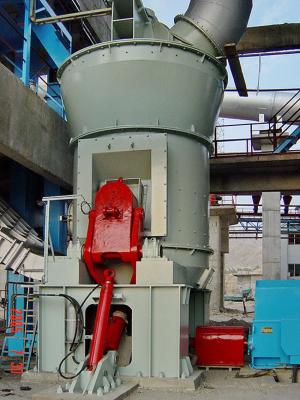 China Máquina vertical VRM 5300kw del pulverizador del cemento del molino de rodillo del polvo extrafino en venta