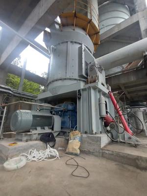 China 1 - 45t/H Vertical VRM Cement Mill For Raw Material Grinding en venta