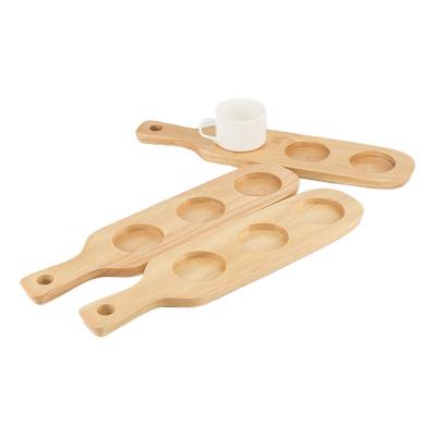 China Sustainable Wooden 3 Holes Bubble Drawn Bamboo Beer Glass Holder Beer Cup Serving Tray With Handle for sale