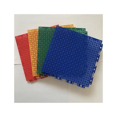 China Modern Suspended PP Interlocking Floor Tiles For Outdoor Basketball Court Flooring for sale