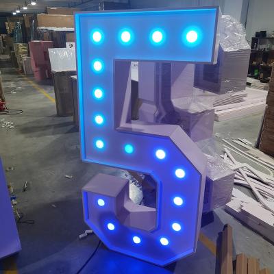 China Unique Romantic Custom Illuminate Big Marquee Letter With Led Bulb Vintage Electronic Sign Prop For Party Banquet Birthday for sale