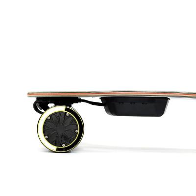 China Bestselling Unisex Electric Skateboard Hub Kit Dual Motor Electric Skateboard Used Electric Skateboard For Sale for sale