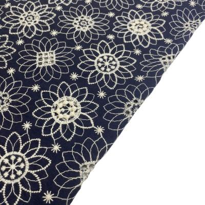 China 2022 Breathable Fashion Cloth Embroidery Lace Flower Fabric Cotton Embroidery Fabrics for sale