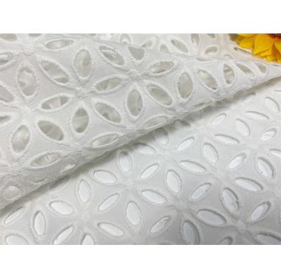 China Breathable Eyelet Lace Fabric High Quality Cotton Lace Fabric White Cotton Embroidery for sale