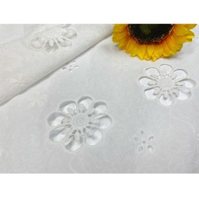 China Breathable Materials Wholesale Popular Wholesale Lace Cloth Embroidery Fabrics White Cotton Fabric for sale