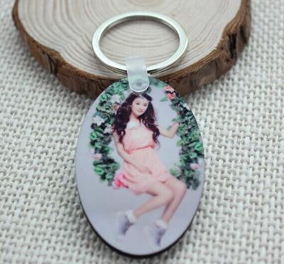 China Madera K02 Oval Shape Printable MDF Sublimation Wooden Blank Key Chain For Promotion for sale