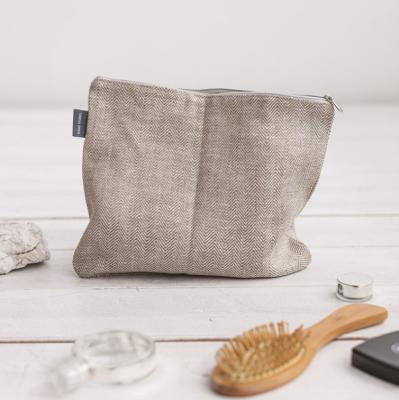 China 2022 Storage Customize Pouch Eco-Friendly Simple Canvas Zipper Makeup Bag Cosmetic Canvas Bag for sale