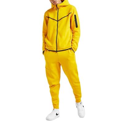 China High Quality Men's Fashion Sportswear Zipper Breathable Hood Jacket And Jogger Tracksuit for sale