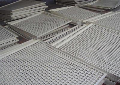 China GalvanizedRound Hole Mesh Anti - Corrosion , Honeycomb Steel Mesh 0.1-100mm Hole for sale