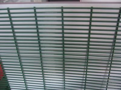 China Vandal Proof 358 Mesh Fencing RHS C/W Clamp Bar H Type Post 1.27x2.5m Panel for sale