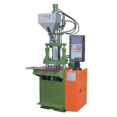 China Quality Hydraulic Injection Moulding Machine Products Molding Machine en venta