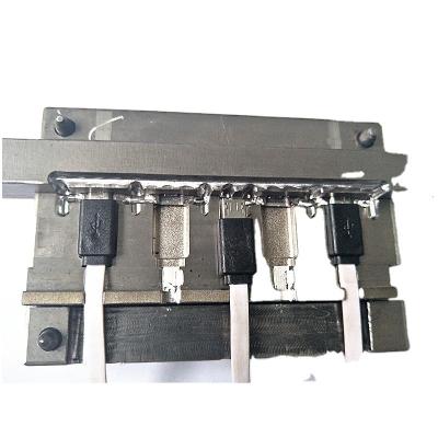 China Usb Data Cable Charger Injection Mould Supplier Mould Price Te koop