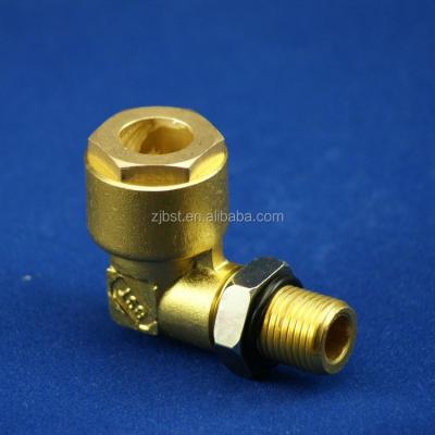 China Truck Auto Parts Copper Elbow Brass Air Fitting Pneumatic Fitting for sale