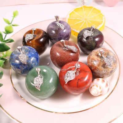 China Folk Art Cut Apple Statue Healing Crystal Christmas Gift Natural Gemstone Crystal Figurine Ornament 30MM Apple For Home Decoration for sale