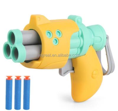 China Eco-friendly Material Shooting Game Toy Guns Set With 6pcs Eva Foam Darts For Kids for sale