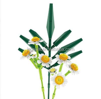 China 171pcs/set Eco-friendly Material Chamomile Flower Bouquet Building Kit For Adult Home Or Office Decoration for sale