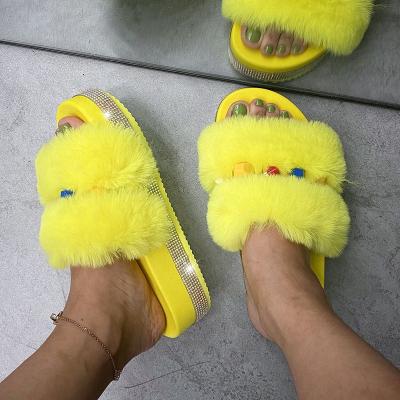 China Fashion Trend Pomz Fur Platform Women's Fluffy Slippers Crystal Diamonds Women Shoes Shiny Slides for sale