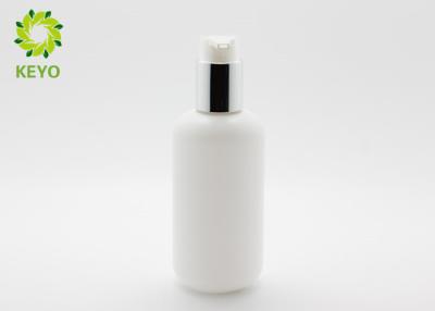 Chine CHOYEZ la couleur blanche 200ml de shampooing de bouteilles en plastique de distributeur avec la pompe argentée à vendre