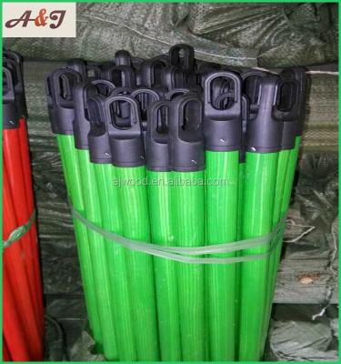 China Sustainable Popular Ribbed PVC Coated Wooden Stick Broom Stick for sale