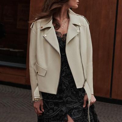 China Stylish Waterproof Diagonal Women's Ditch Collar PU Pockets Turn Down Collar Moto Buttons Zipper Ditch Women's Ditch Ladies for sale