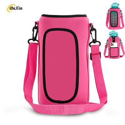 China Waterproof Customized Outdoor Leisure Customized Diving Material Water Bottle Bag Protective Sleeve With Shoulder Strap for sale