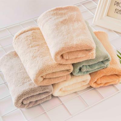 China Coral Fleece Multiple Color Optional Best Quality Home Comfortable Bath Towels Quick Dry Bath Towels for sale