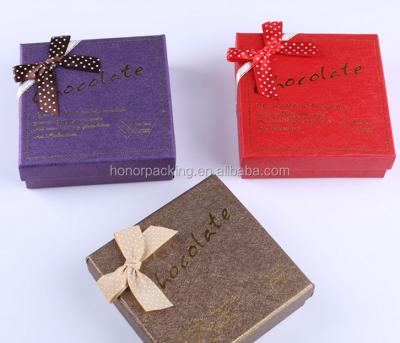 China Handmade Golden Square Chocolate Gift Box With Dividers Chocolate Box For Birthday Gift for sale