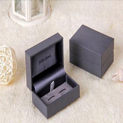 China Handmade wholesale luxury plastic cufflink package box/custom cufflink gift box with logo for sale