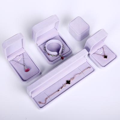 China Recyclable Luxury Packing Box With Custom Pile Necklace Bracelet Ring Pendant Jewelry Box for sale