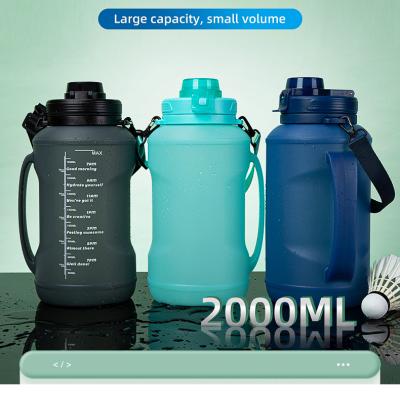 China 2000 ml libre de BPA Gimnasio deportivo Viajes Silicona Taza plegable Colores personalizables en venta