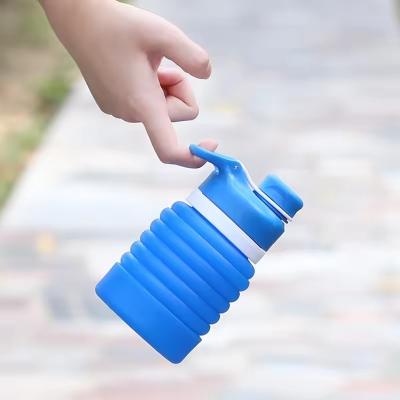 Chine 750 ml bouteille d'eau pliable en silicone pliable sans BPA à vendre