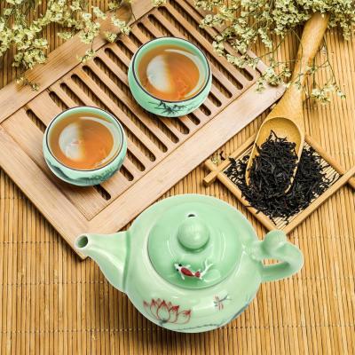 China Conjunto de tazas de té de Kung Fu Conjunto de té de porcelana Gongfu 6.7 oz con bandeja de bambú en venta