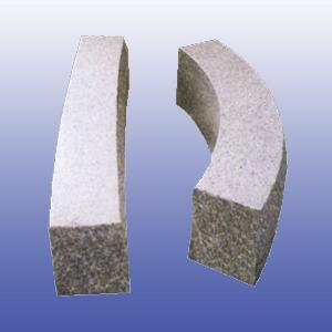 China Modern Curve Kerbstone Quartzite Curbstone Garden Base Curbstone Granite for sale