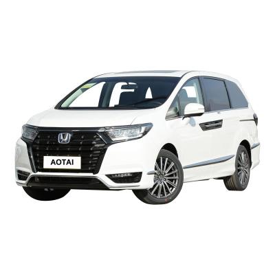 China Leather Popular famous brand 2022 2.0L hybrid classic 5-door 7-seat MPV sold in China for sale