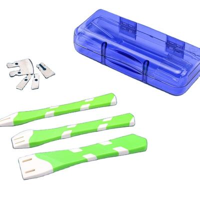 China Remove Calluses Dead Skin Pedicure Set Green Foot Repair Set Plastic Handle Foot Care Set Kit for sale