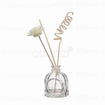 China Factory Price Large Quantity Aromatherapy Essential Oil Fragrance Stock Clear Drink 100ml Empty Reed Diffuser Glass Bottle With Cork for sale