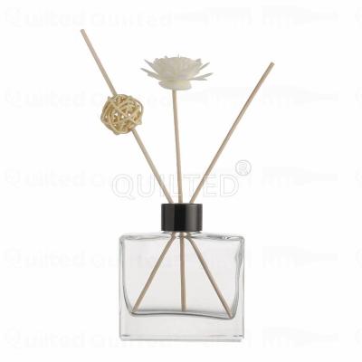 China Clear Glass Beverage 100ml 150ml Essential Oil Reed Diffuser Bottles Wholesale On Sale for sale