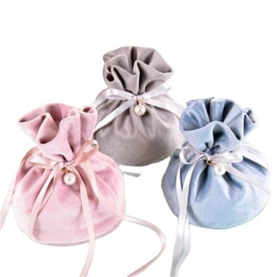 China Eco - Friendly Velvet Gift Bags Drawstring Jewelry Pouches Wedding Favor Bags for sale