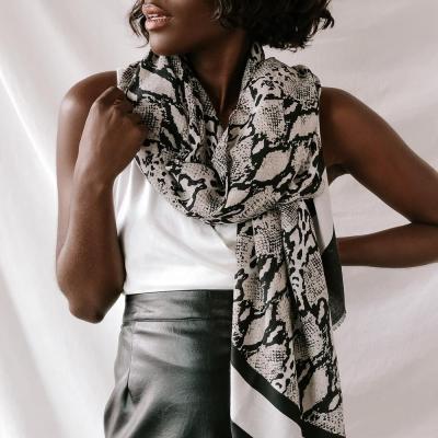 China Lulu&Lucy Black Border Snake Print Snake Print African Pashmina Scarf for sale