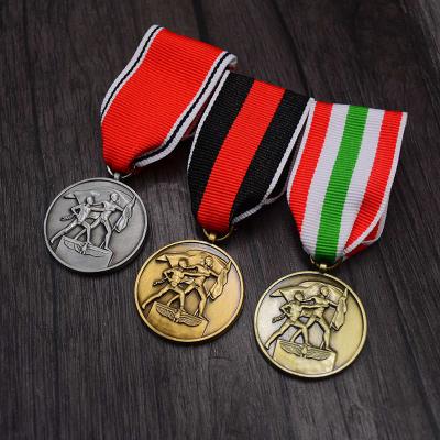 China Best Europe WD US Military Merit Decorations Medals ww1 and Selling Order American Highest US Military Awards Medals With Service Ribbons for sale