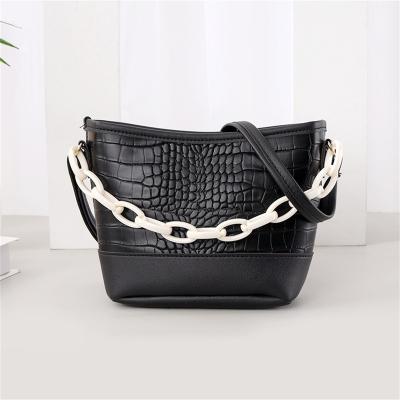 China Wholesale Fashion Handbags 2021 New Fresh And Sweet Bag Women's Bucket Crocodiles Pattern Women'S Shoulder Portable Messenger T1037 for sale