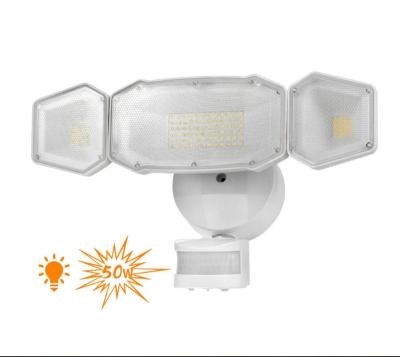 China Contemporary Outdoor Super Bright 3 LED Security Lights 6000LM 50W 6000K Motion Sensor Adjustable Waterproof Flood Light IP65 Head for sale