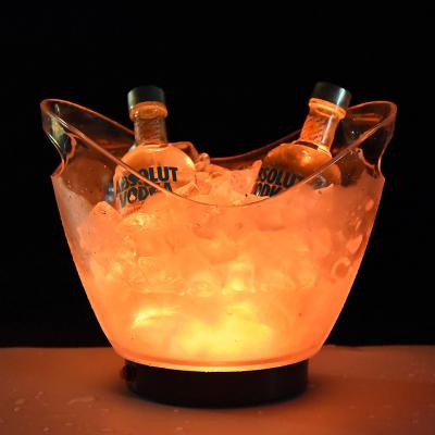 China Grote plastic biervat met handvaten en LED-verlichting Te koop