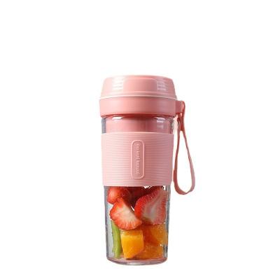 China 280ml Portable USB Charge Electric Juicer for Home 4 Blades Vegetable Fruit Juicer Cup Maker for sale