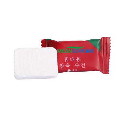 中国 Strong water absorption Hot Promotion compressed portable disposable beach face towel non woven face towel 販売のため